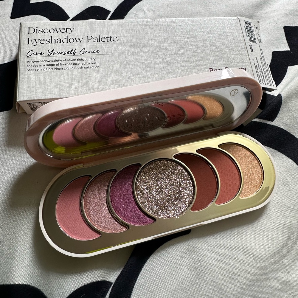 Rare Beauty Discovery Give Yourself Grace Eyeshadow Palette